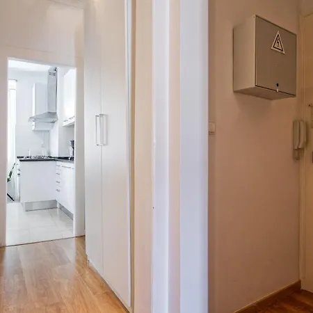 Alfama River View Tailor Made Flat Apartment Lisbon
